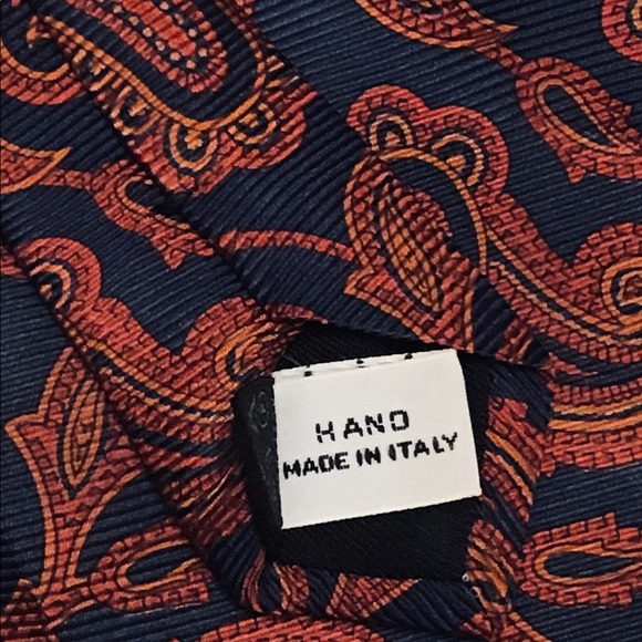 “BARNEY’S NEW YORK” Handmade SILK tie from Italy. - Picture 5 of 5